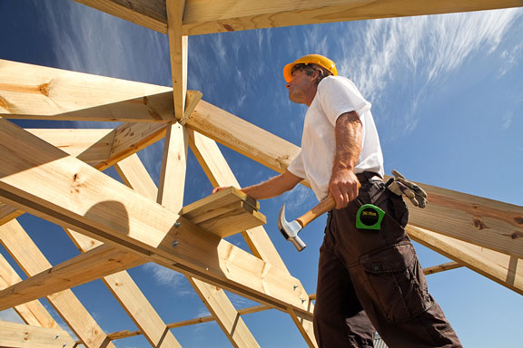 carpenter doing framing carpentry