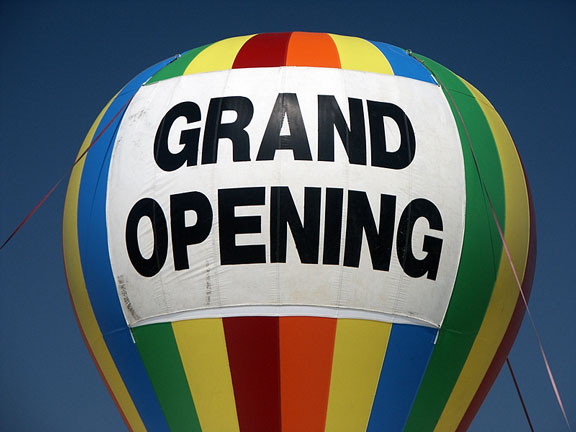 grand opening balloon